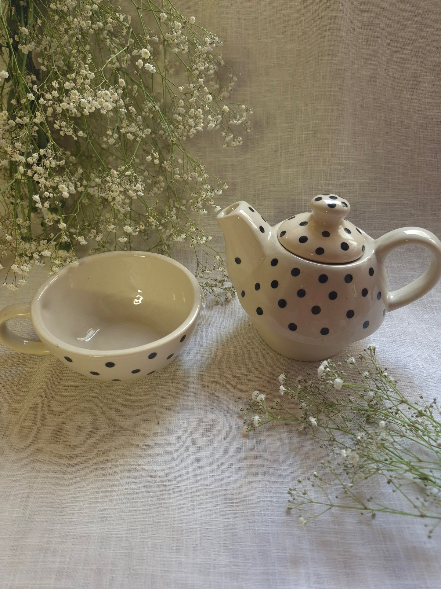 Polka Dot Tea-for-One Set: Charming Cream Ceramic