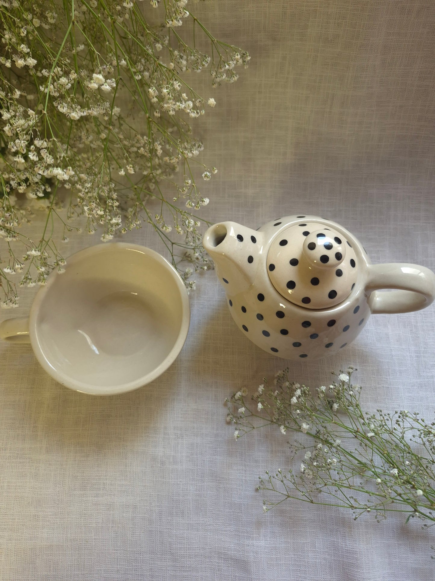 Polka Dot Tea-for-One Set: Charming Cream Ceramic