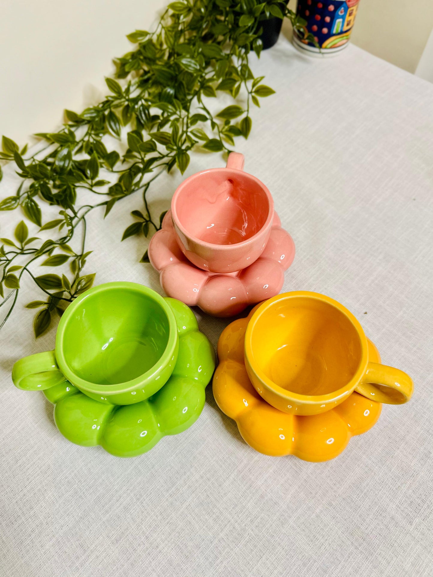 Ceramic Cup Set of 3 with Bubble Saucer Combo