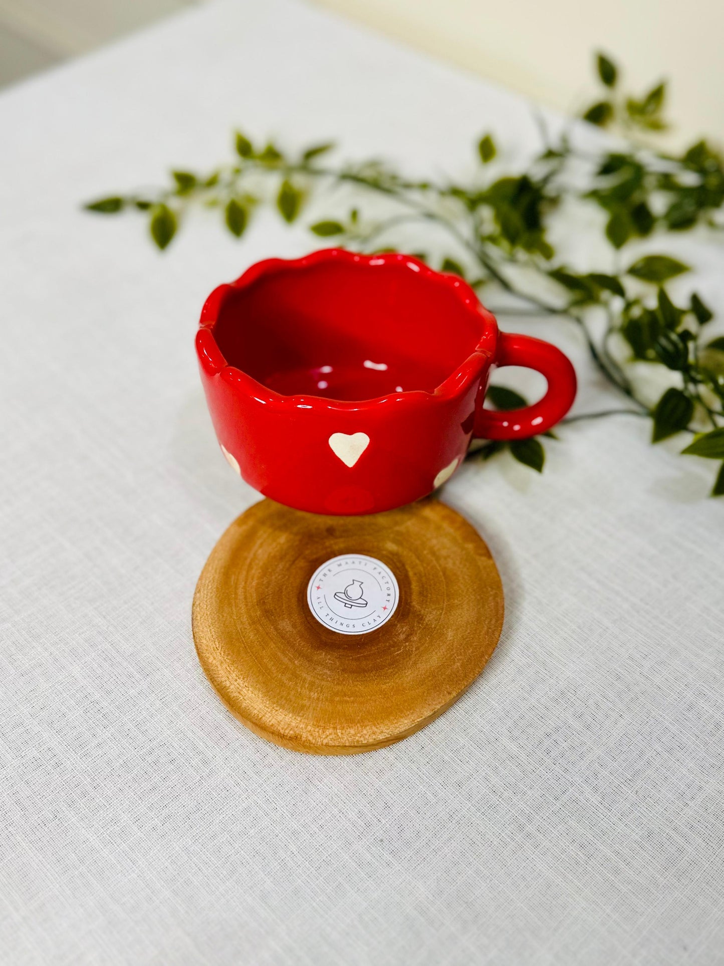 Sweetheart Scallop Edge Ceramic Mug