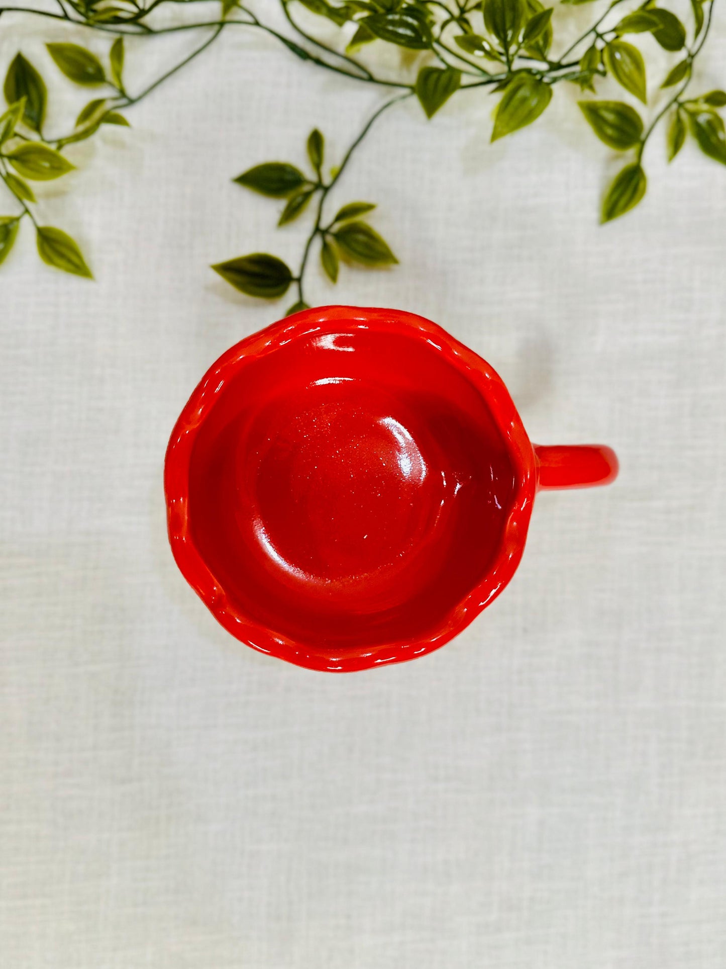 Sweetheart Scallop Edge Ceramic Mug