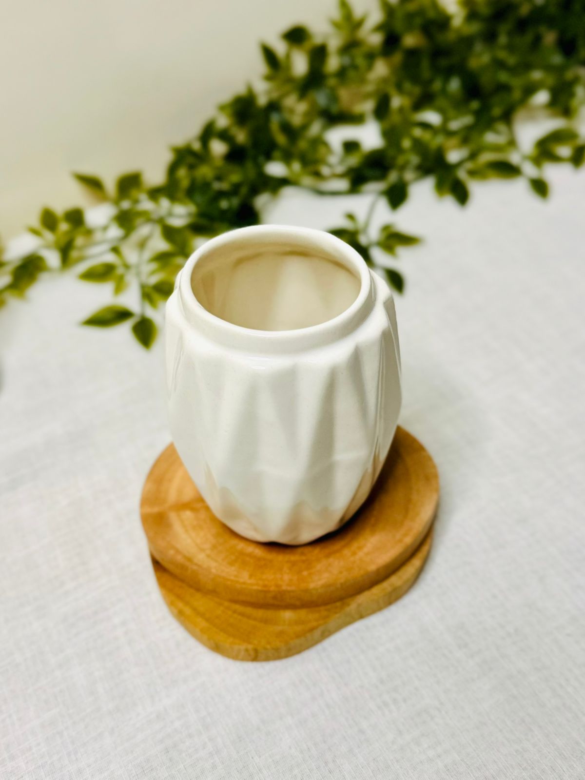 Modern Geometric 3-Piece Ceramic Bathroom Set