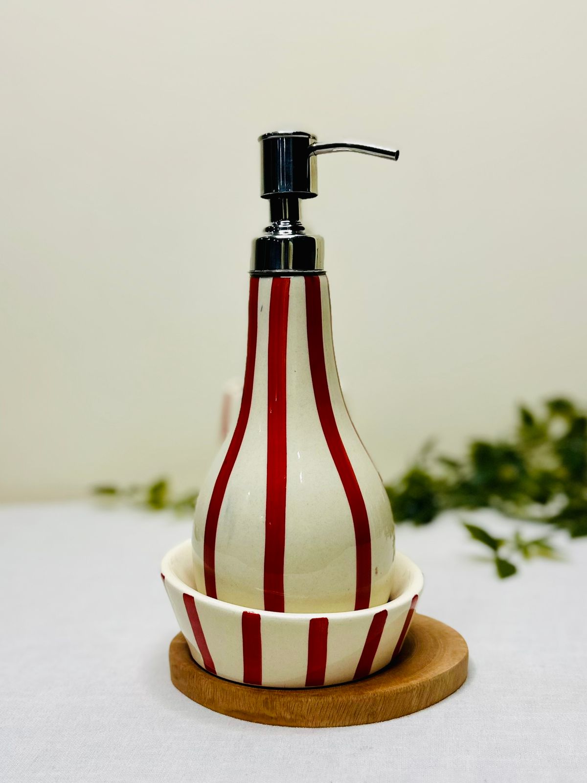 Bold Stripe 3-Piece Ceramic Bathroom Set