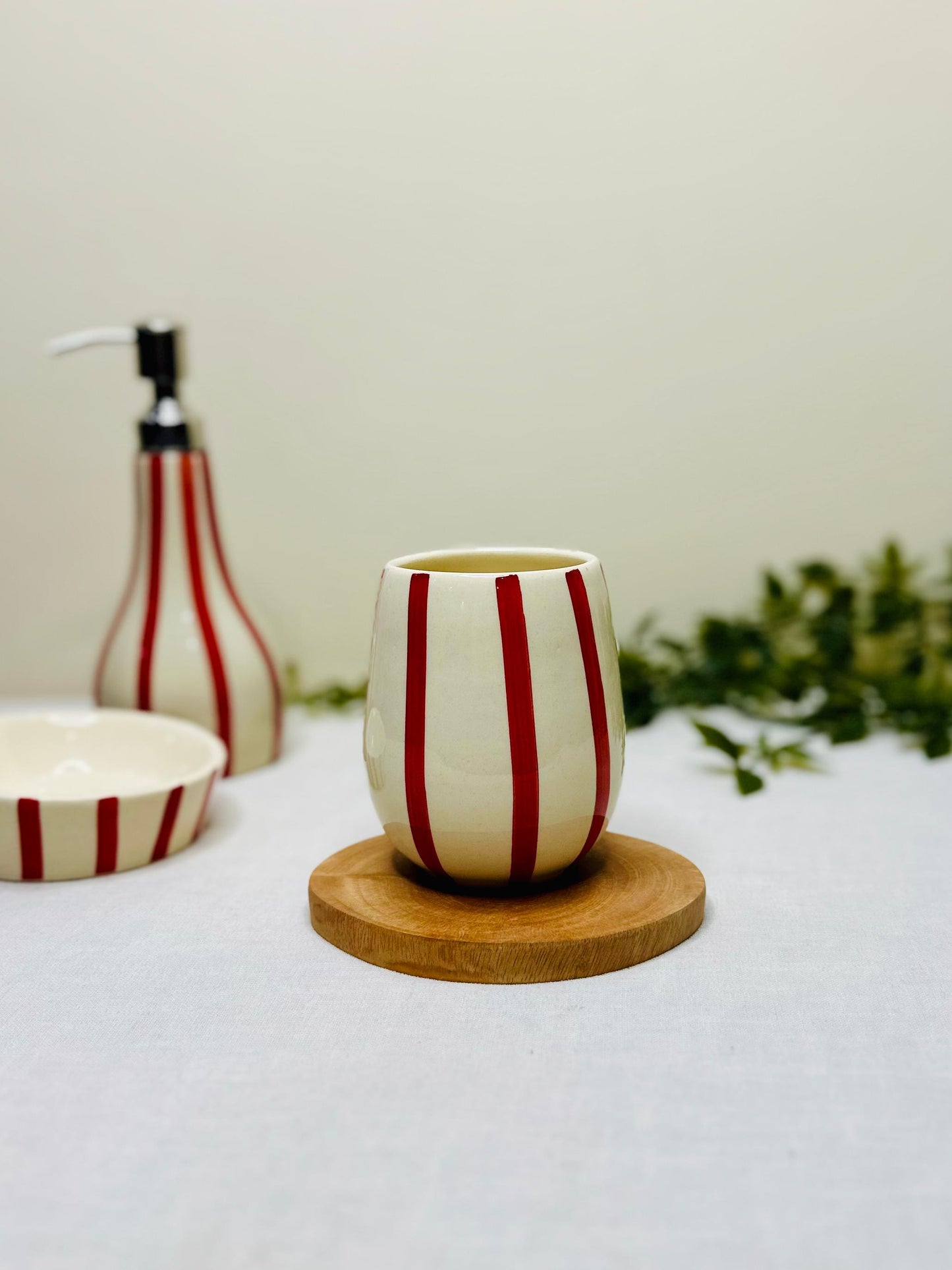 Bold Stripe 3-Piece Ceramic Bathroom Set