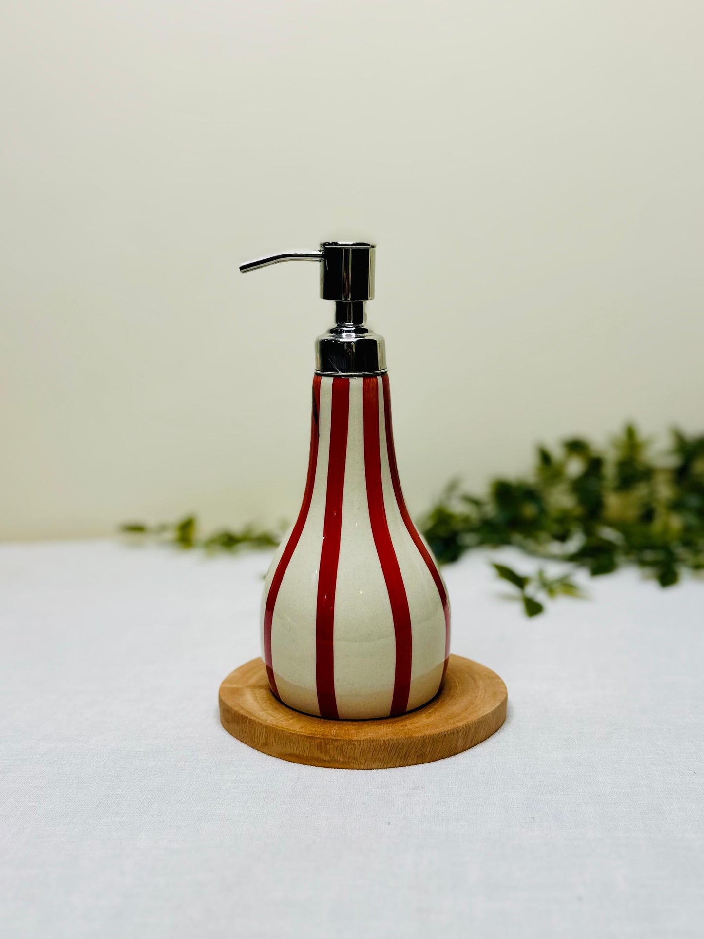 Bold Stripe 3-Piece Ceramic Bathroom Set