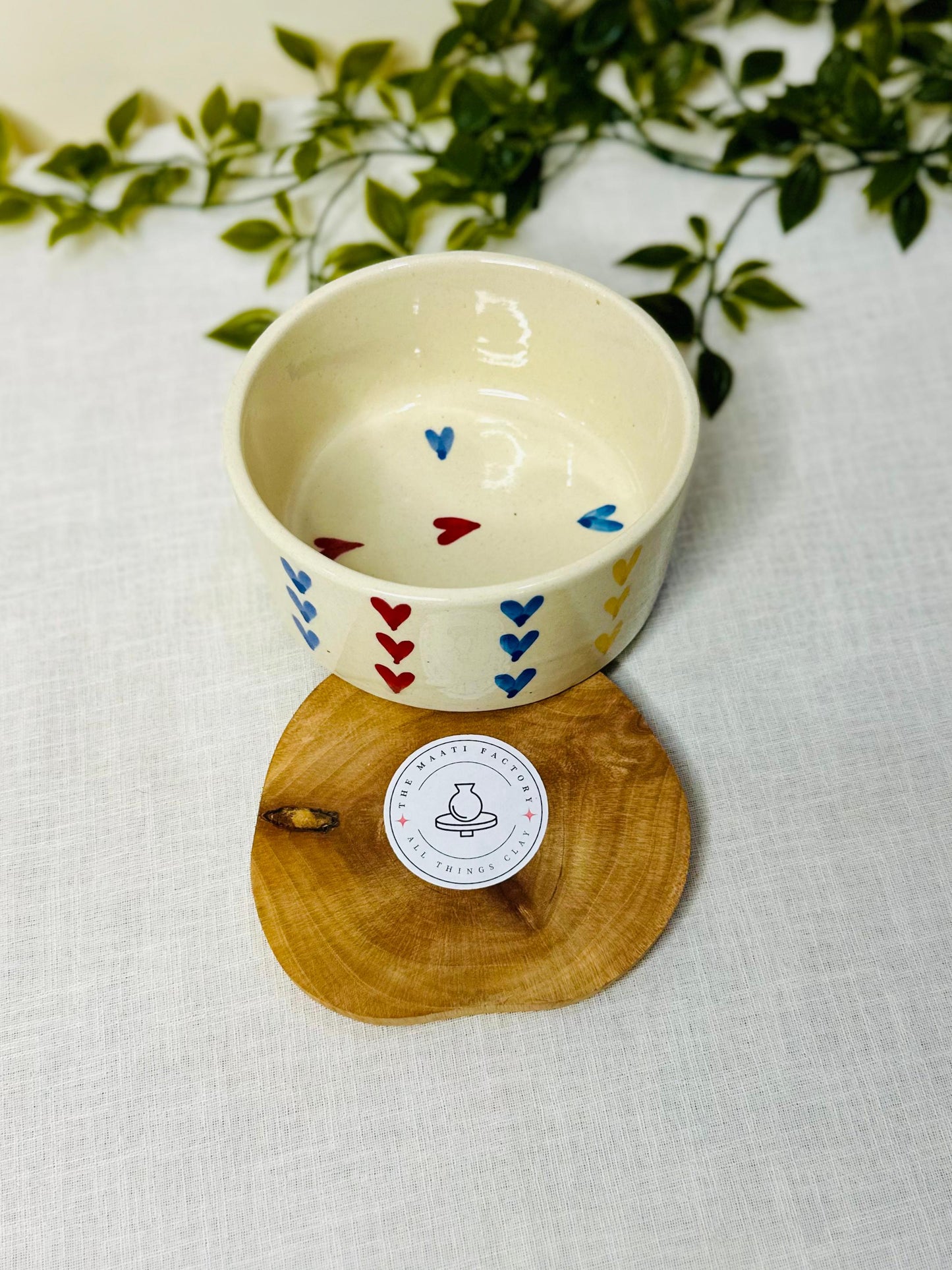 Handcrafted Ceramic Bowl – Multicolor Heart Design