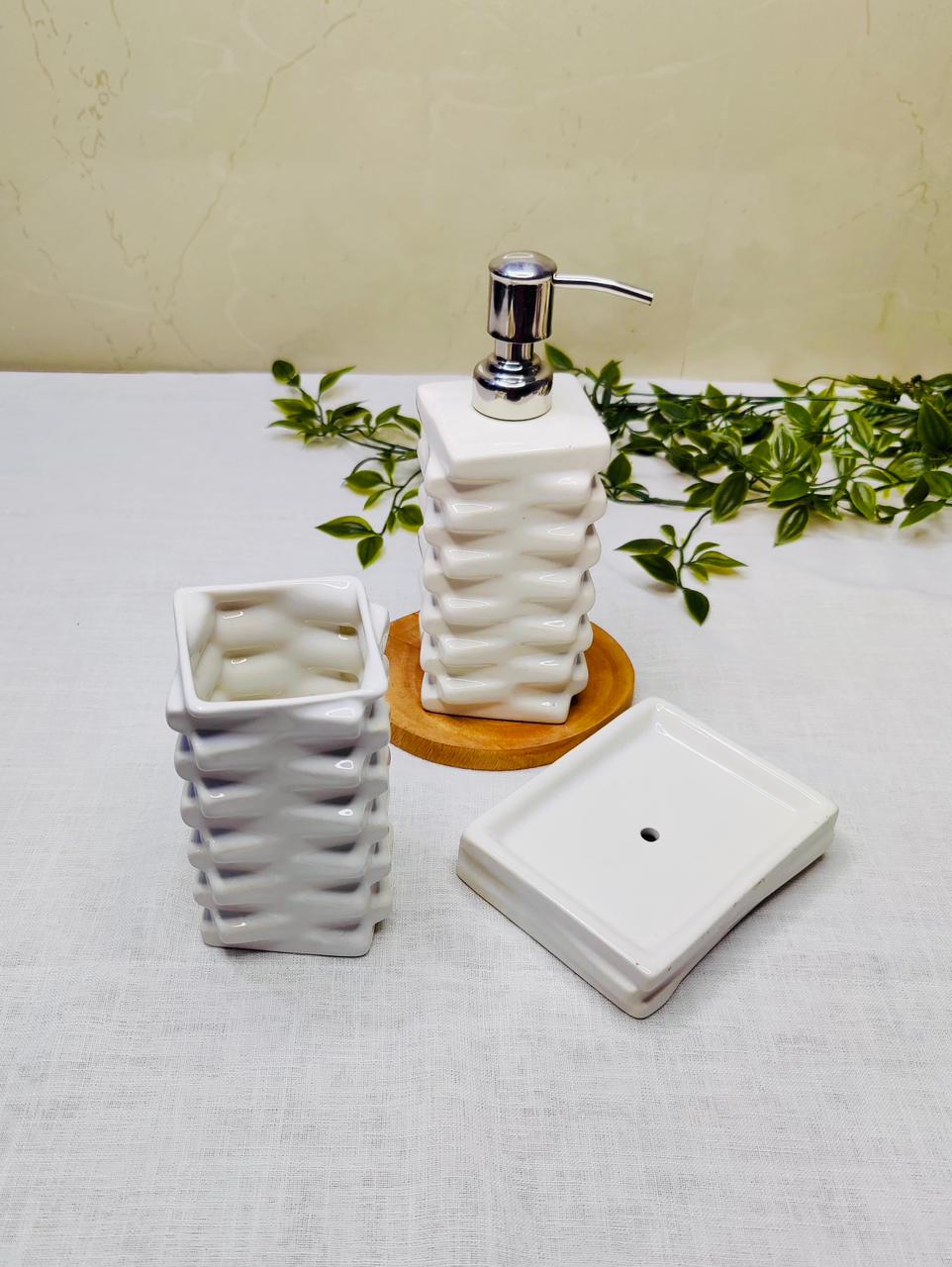 Woven Retreat 3-Piece Ceramic Bathroom Accessory Set
