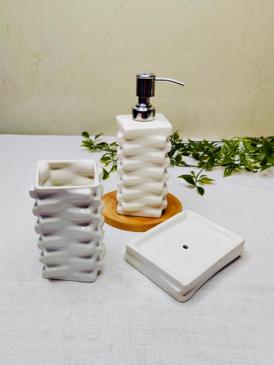 Woven Retreat 3-Piece Ceramic Bathroom Accessory Set